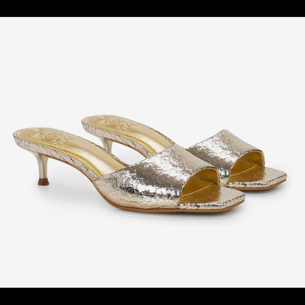 **New** Vince Camuto Gold Leather Kitten Heels